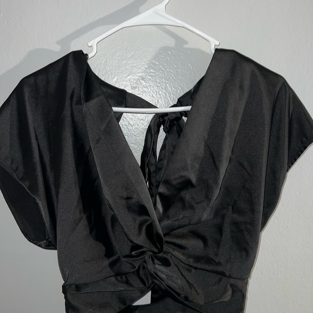 Zara Black Twist-Front Crop Blouse